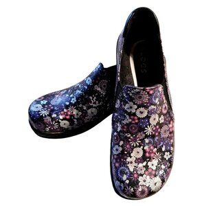 Klogs Womens Floral Slip-On Comfort Clogs With Cushioned Insoles - Black Purple
